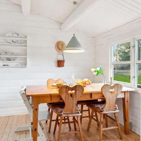 Stunning In With Kitchen * Slagelse